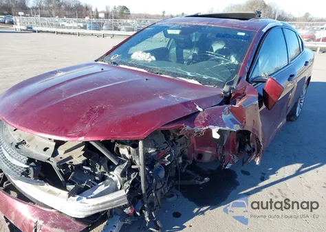 2015 Chrysler 200 S из США, поврежденный, VIN 1C3CCCBB4FN693112